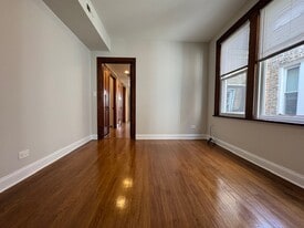 Building Photo - 3050 N Milwaukee Ave