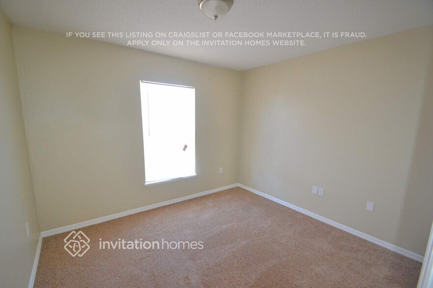 Building Photo - 3074 Mapleshade St