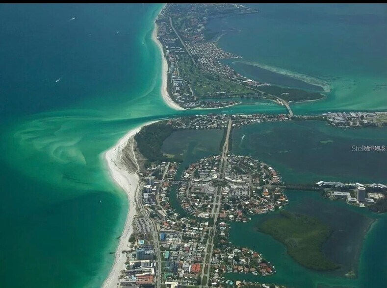 Building Photo - 807 Bayport Wy