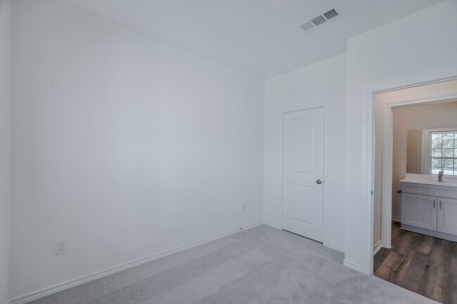 Building Photo - 15135 Wild Gully Wy