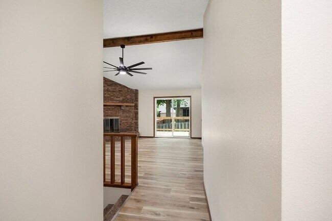 Building Photo - House for Rent in Lakewood Village Community