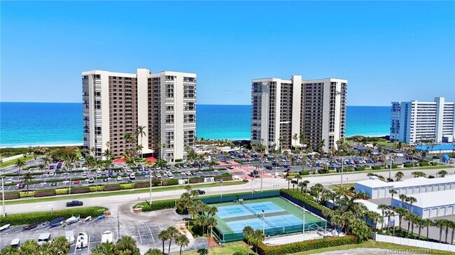 Building Photo - 9500 S Ocean Dr