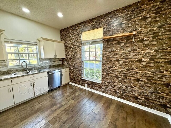 Building Photo - 4311 Deermont Cir