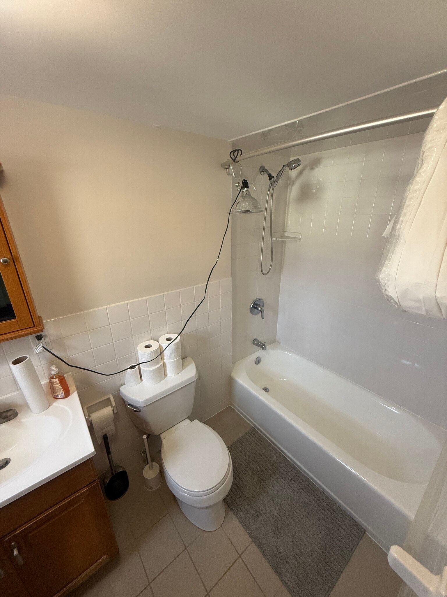 Building Photo - 22 8th St