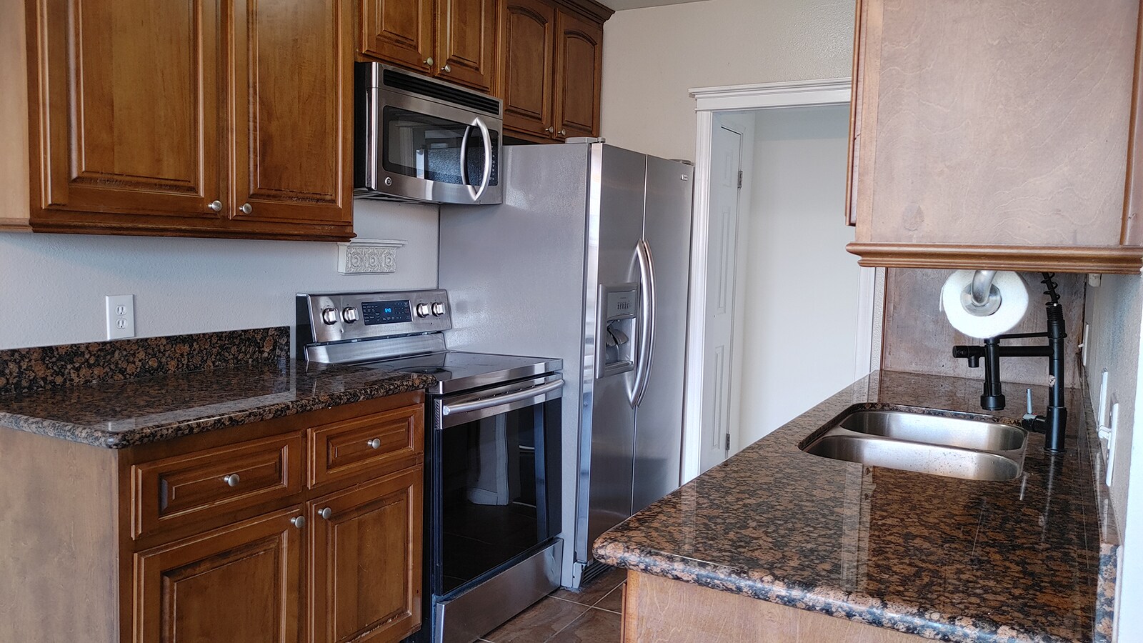 Building Photo - 1730 Camino Palmero St