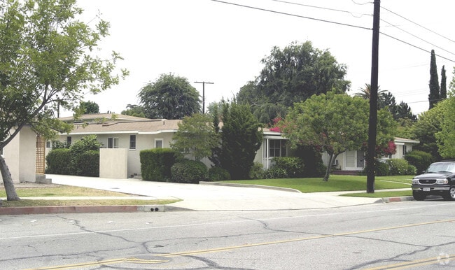 Primary Photo - 1250 S Marengo Ave