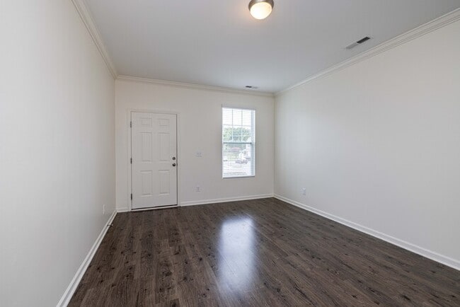 Building Photo - 3 Bedroom Townhome in NW School District - Rock Hill SC - MOVE IN SPECIAL