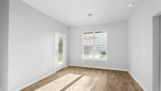 Building Photo - 17857 Salem Rd