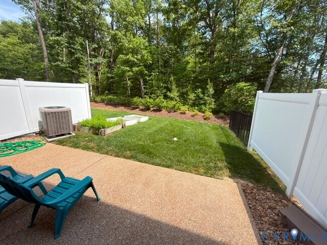 Building Photo - 11403 Hayloft Ln