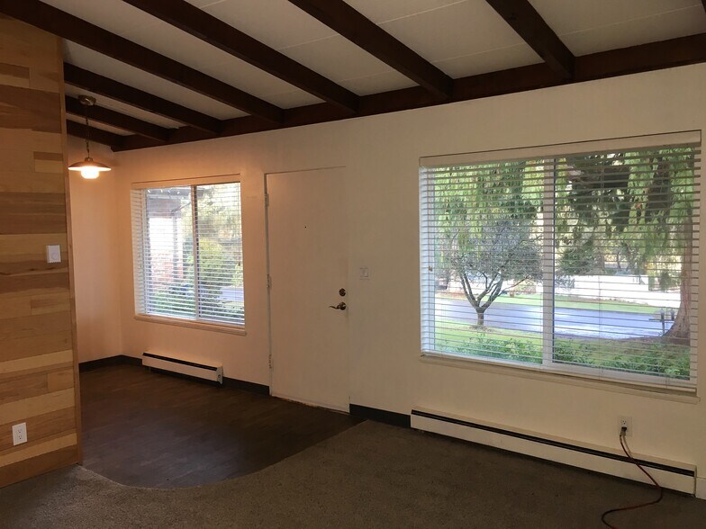 Living Room & View - 3604 Butler Dr