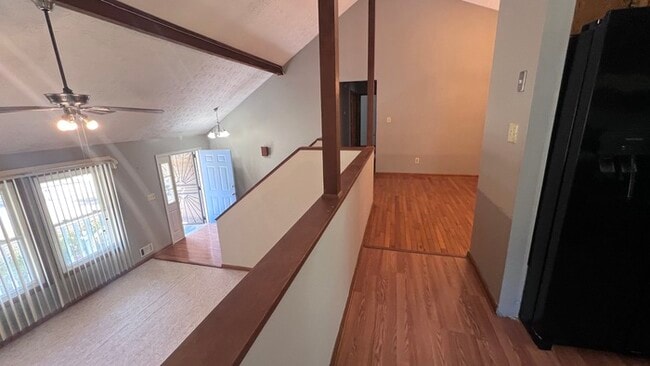 Building Photo - 6460 Lake Esther Dr