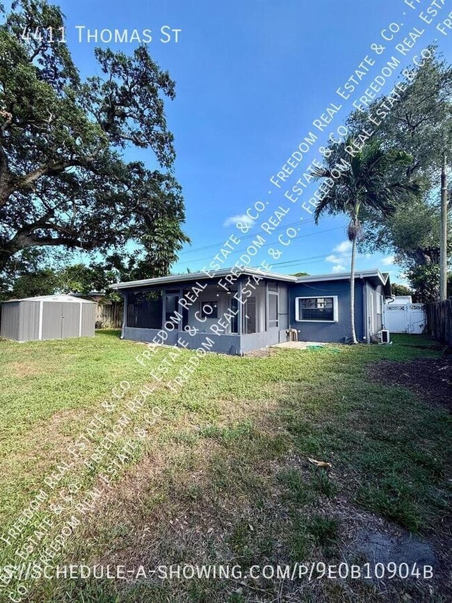 Building Photo - 4411 Thomas St