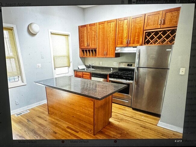 Building Photo - 2233 W Armitage Ave