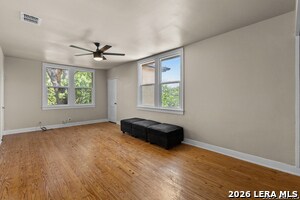 Building Photo - 914 Halliday Ave