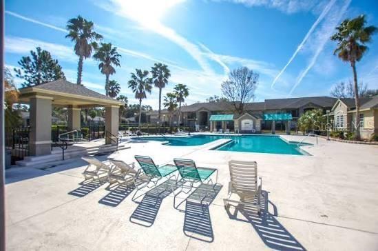 Building Photo - 3705 SW 27th St