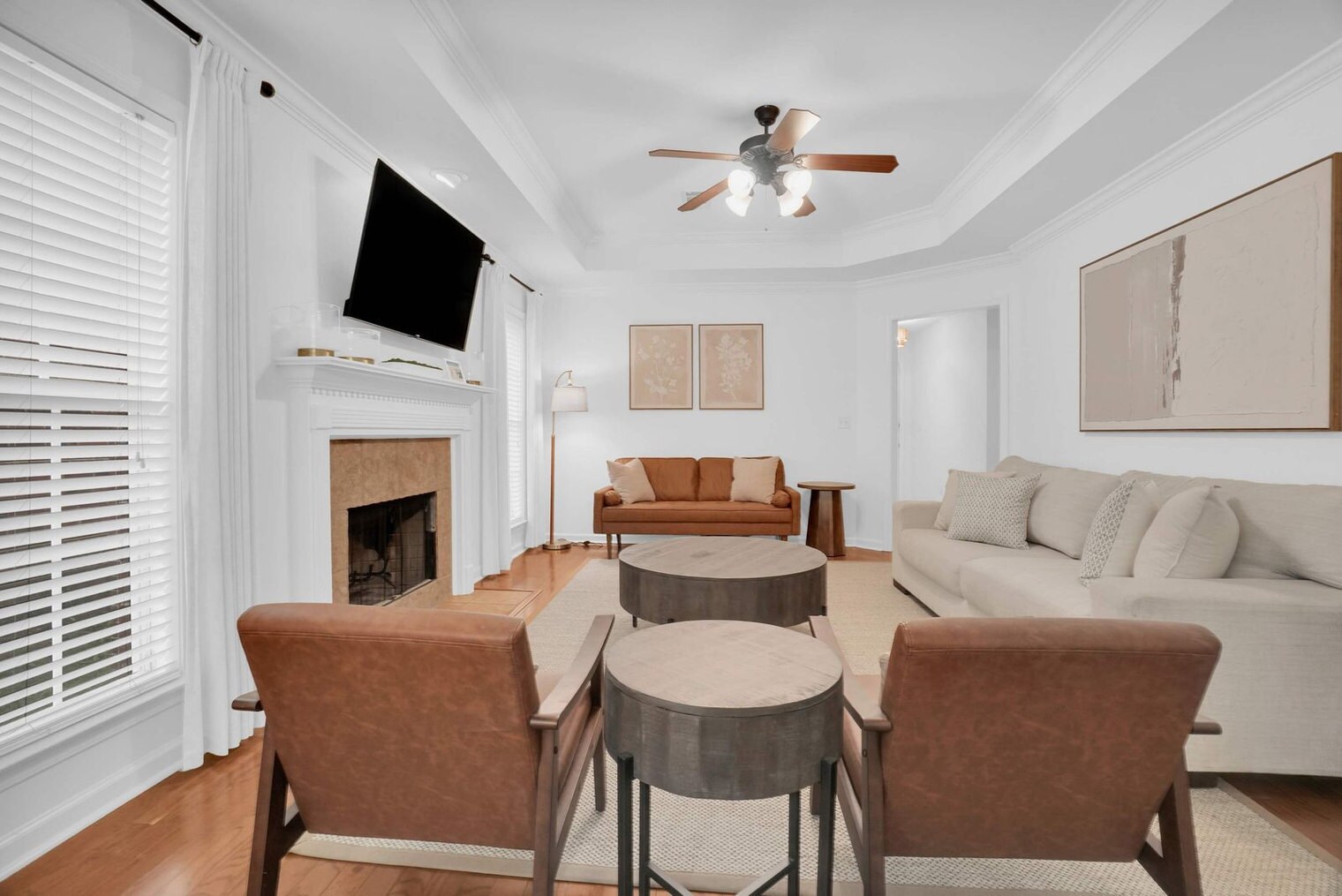 Building Photo - 8261 Dison Dr