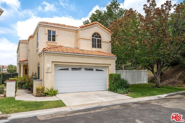 Building Photo - 18639 Nathan Hill Dr