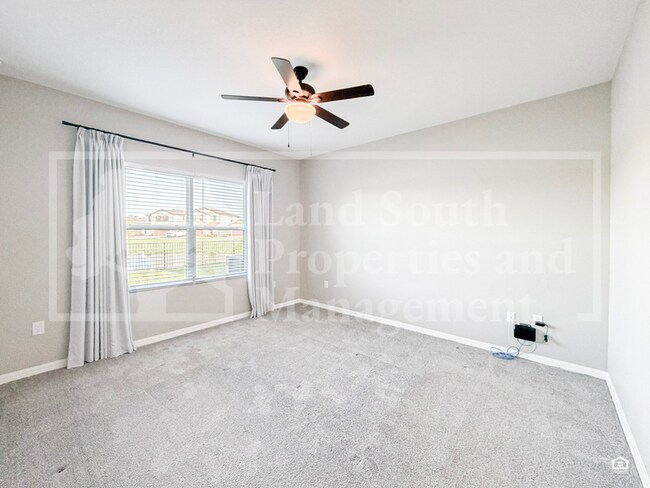 Building Photo - 3389 Cup Dr