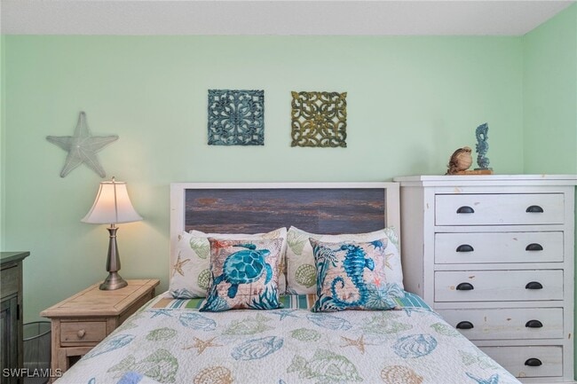 Building Photo - 11 2nd St