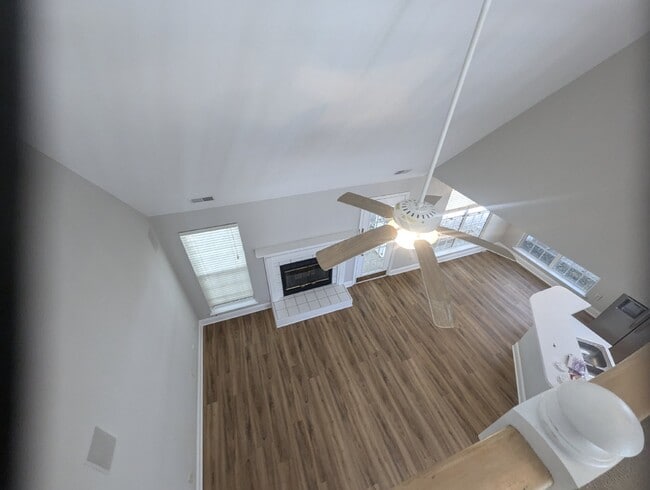 Building Photo - Charming 4 BD Mt. Pleasant Home in Desirab...