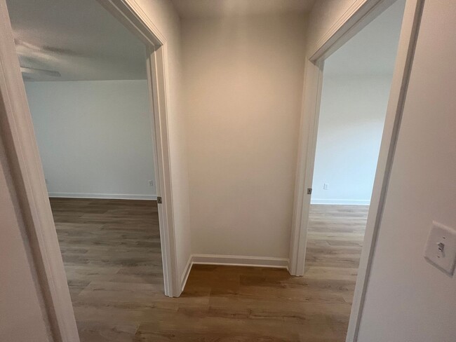 Building Photo - Newly built 3 bedroom 2 bathroom in East T...