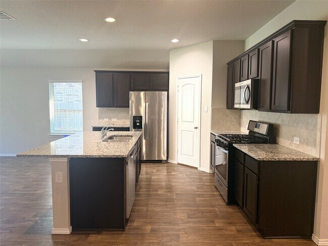 Building Photo - 15310 Dinnet Berm Dr