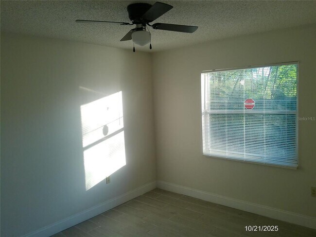 Building Photo - 5146 Cimarron Dr