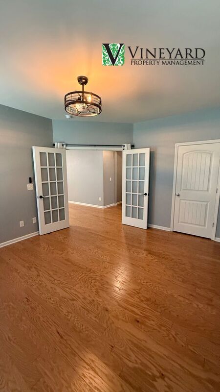 Building Photo - 303 Cherokee Reserve Ct