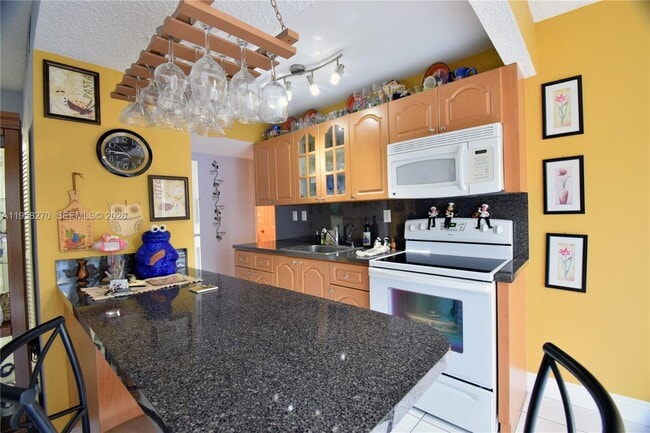 Building Photo - 9301 SW 4th St