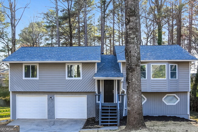 Primary Photo - 3230 Revere Cir