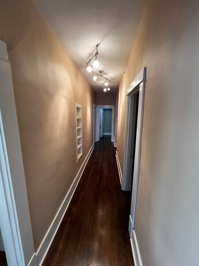 Building Photo - 2192 Nelson Ave