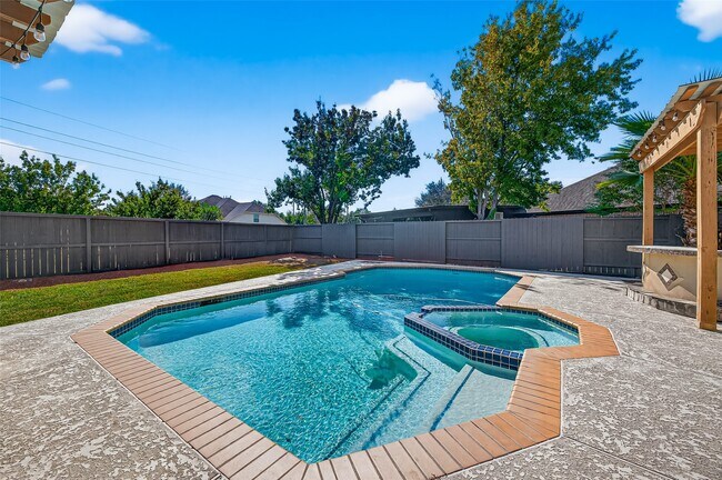 Building Photo - 12431 Rosa Ridge Ln