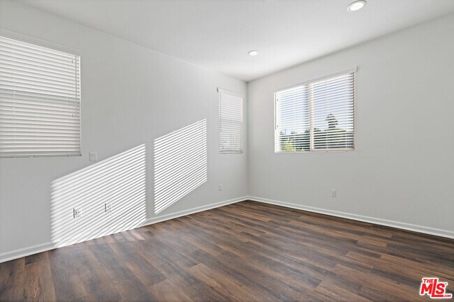 Building Photo - 12259 N Lima Way