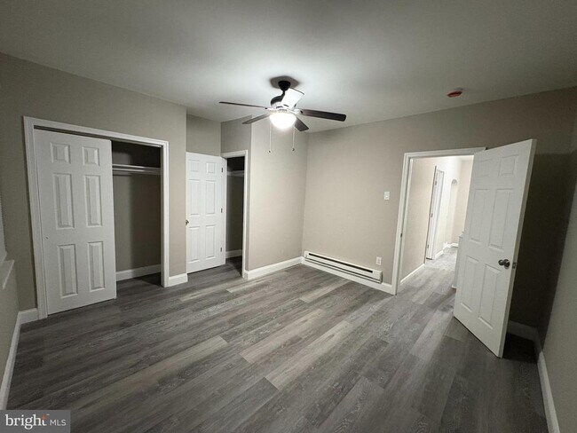 Building Photo - 5921 N 12th St