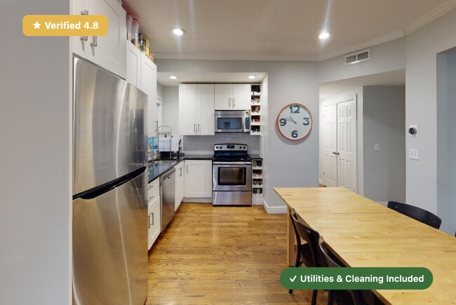 Building Photo - Furnished Private Bedroom in East Boston