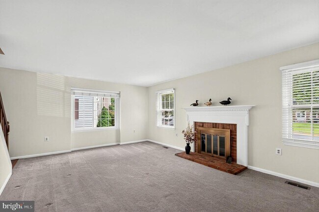 Building Photo - 14560 Creek Branch Ct