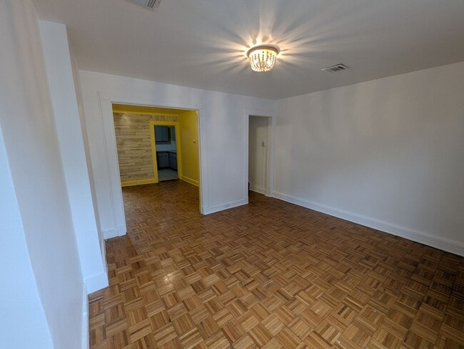 Building Photo - 254 N 19th St