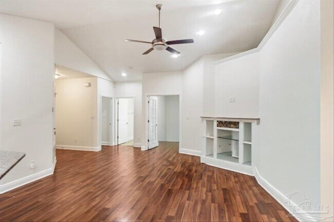 Building Photo - 3385 Montecito Blvd
