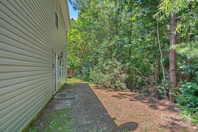 Building Photo - 237 Aershire Ct