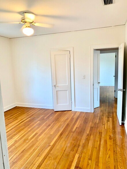 Building Photo - 2604 Dellwood Ave