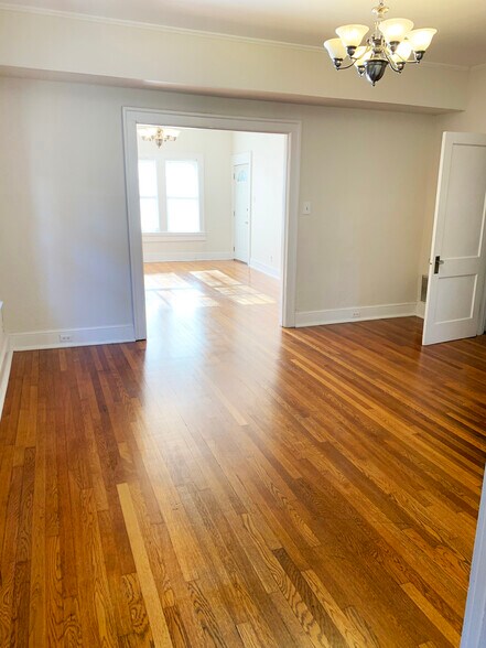 Building Photo - 4701 Gaston Ave