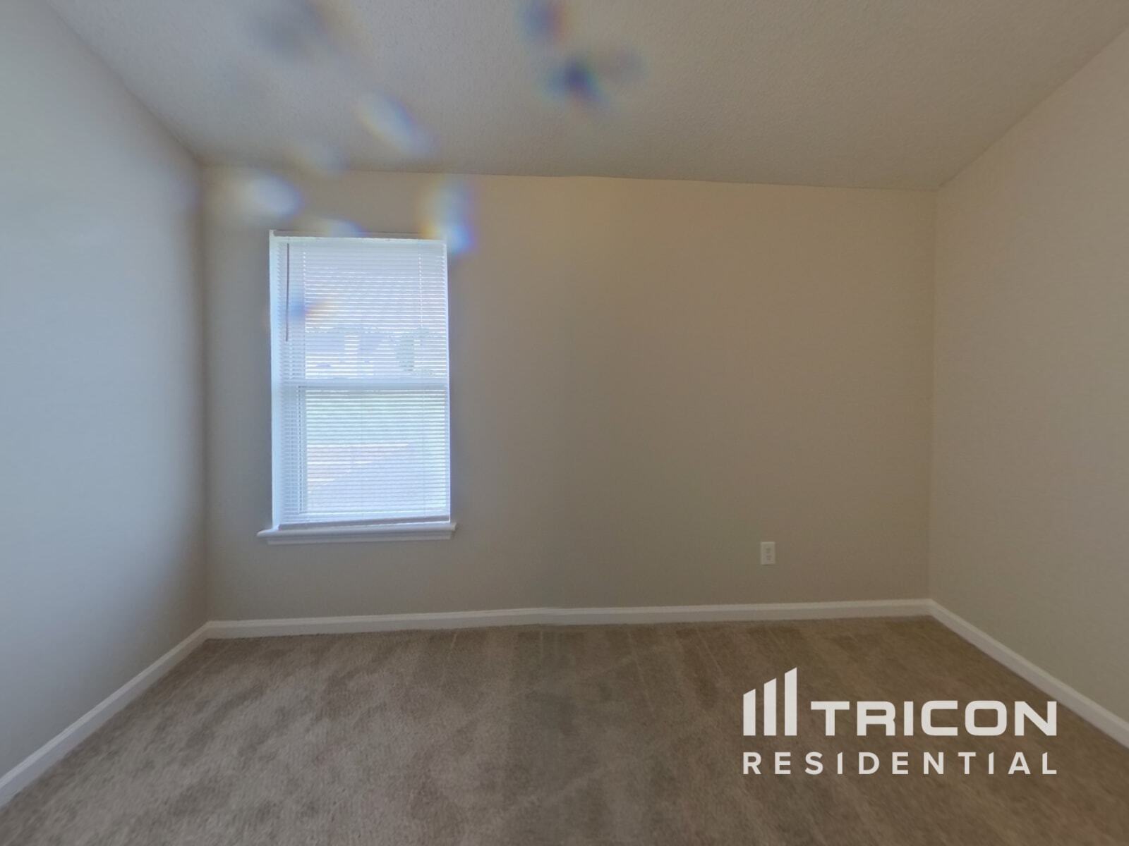 Building Photo - 4012 Rosebud Park Dr