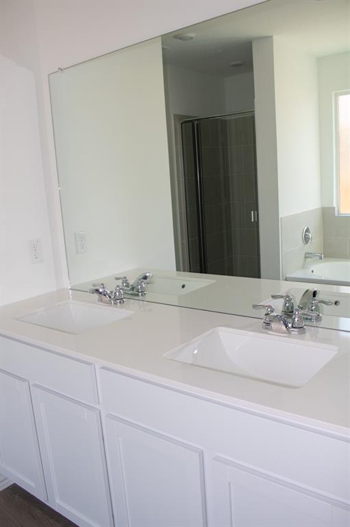 Building Photo - 203 Donnington Dr