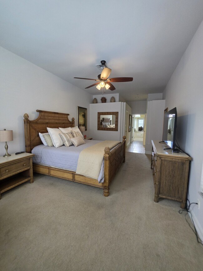 Building Photo - 8972 Lely Island Cir