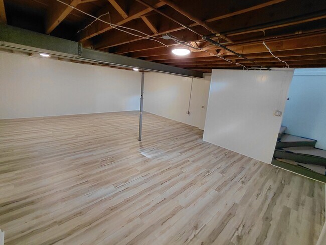 Building Photo - 2116 Walnut St