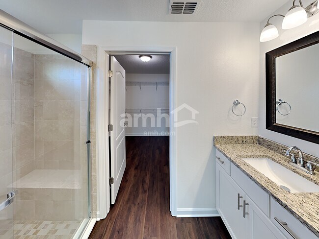 Building Photo - 95475 Creekville Dr