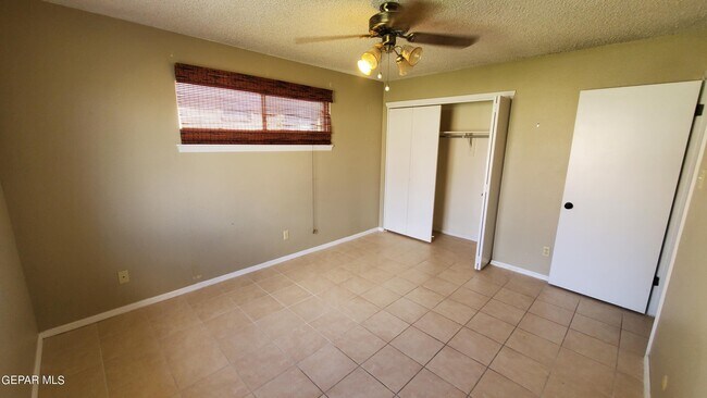 Building Photo - 332 Rio Verde Dr