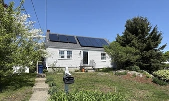 Building Photo - 9 Larkin Ln
