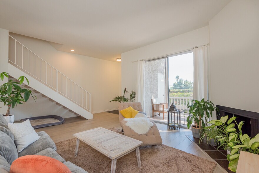 Building Photo - 28320 Rey de Copas Ln