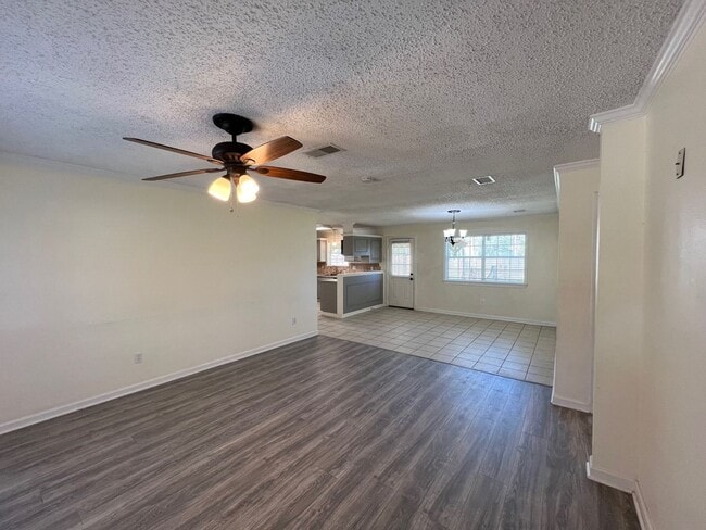 Building Photo - 8849 Timber Ln